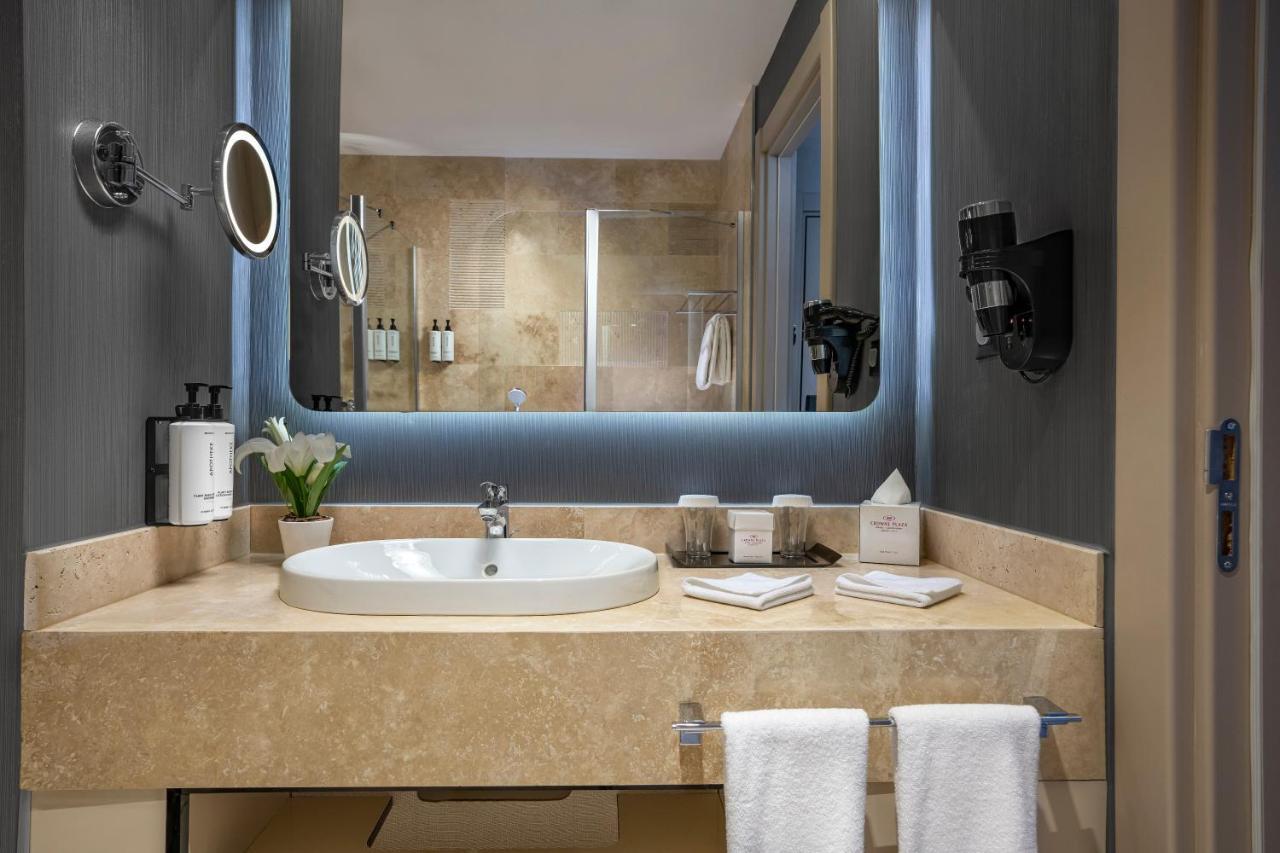 Crowne Plaza - Istanbul Tuzla Viaport Marina By Ihg Hotel ภายนอก รูปภาพ