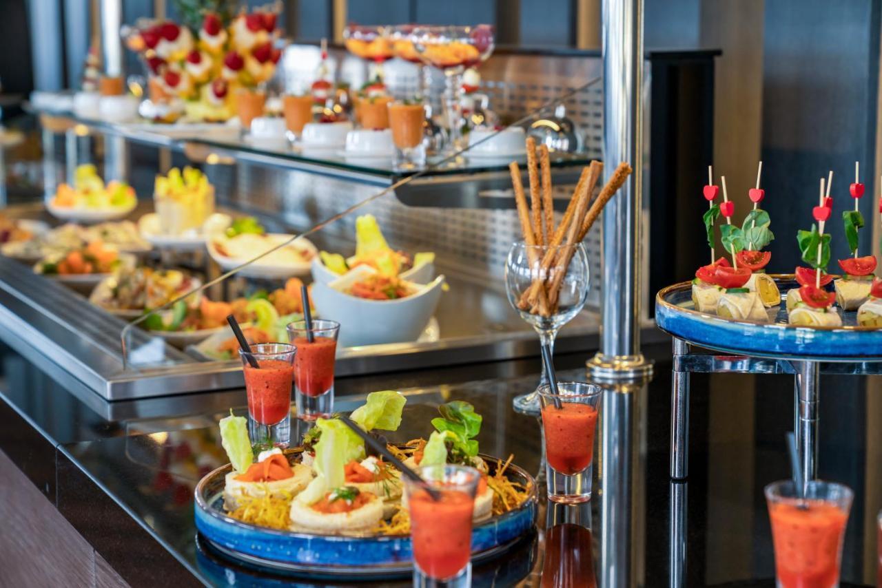 Crowne Plaza - Istanbul Tuzla Viaport Marina By Ihg Hotel ภายนอก รูปภาพ