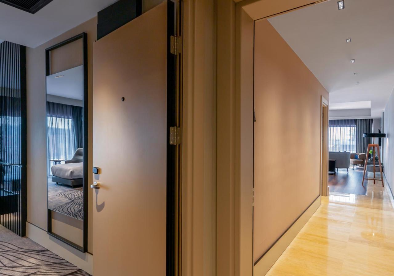 Crowne Plaza - Istanbul Tuzla Viaport Marina By Ihg Hotel ภายนอก รูปภาพ